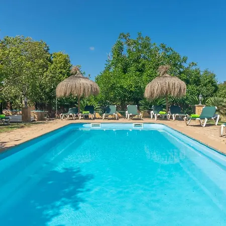 Pili Villa