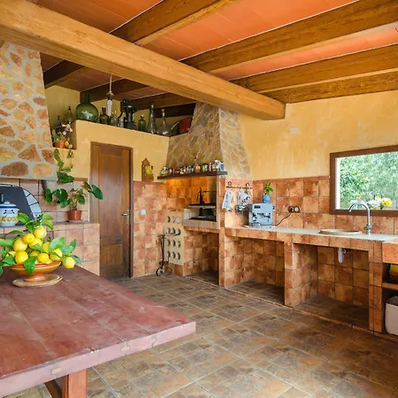 Pili Villa *